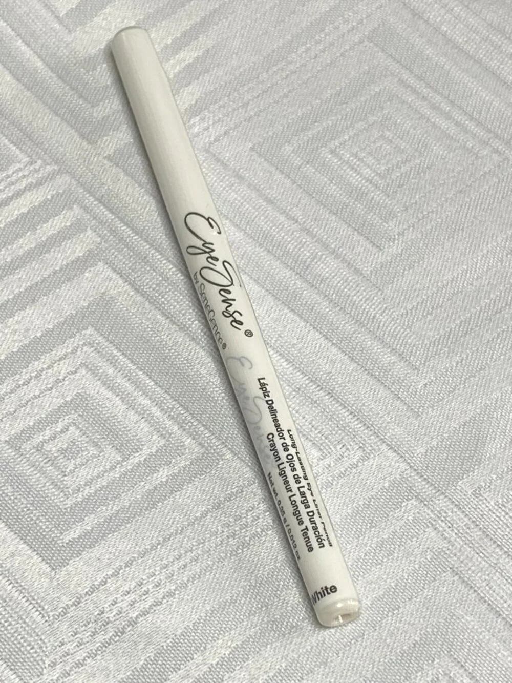 White Eyeliner EyeSense Pencil